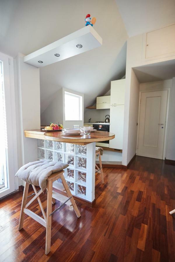 Sempione Cozy Studio Milan Bagian luar foto